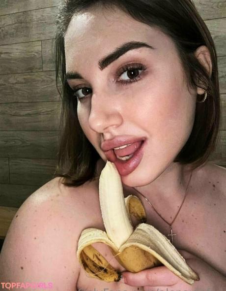 Alenavipfox nude leaked OnlyFans photo #14