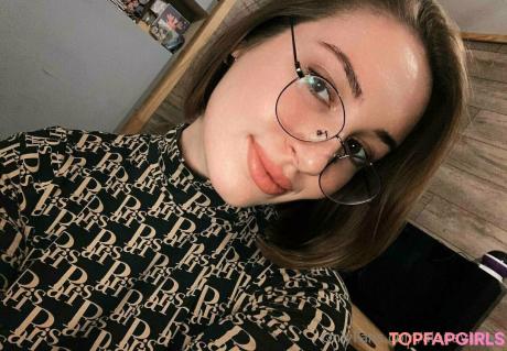 Alenavipfox nude leaked OnlyFans photo #23