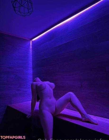 Alenavipfox nude leaked OnlyFans photo #3
