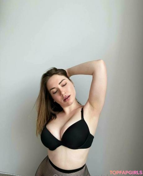 Alenavipfox nude leaked OnlyFans photo #33