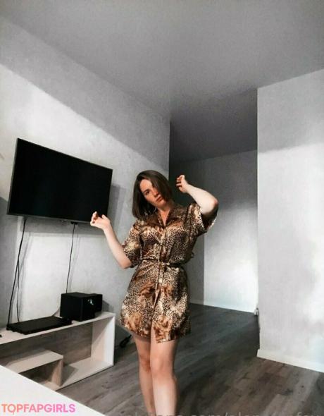 Alenavipfox nude leaked OnlyFans photo #34