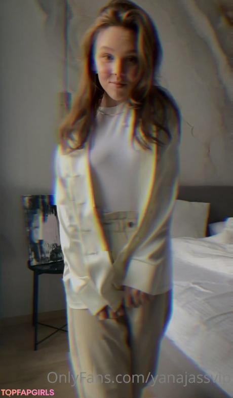 Yanajassvip nude leaked OnlyFans photo #4