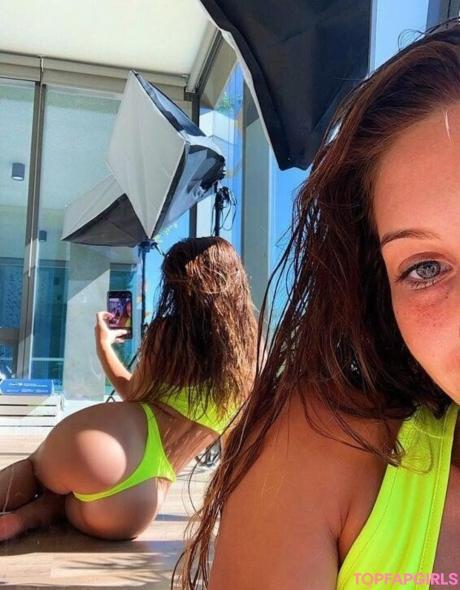 Taylor nude leaked OnlyFans photo #36