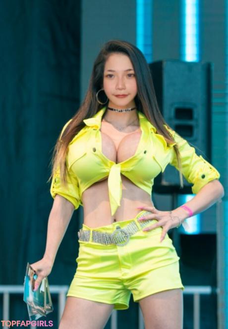 Yuji nude leaked OnlyFans photo #81