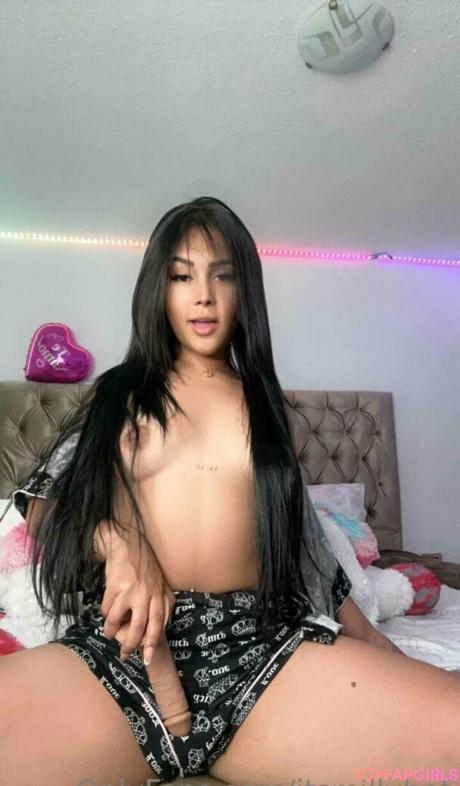 Itsmillyhot nude leaked OnlyFans photo #160