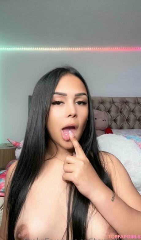 Itsmillyhot nude leaked OnlyFans photo #173