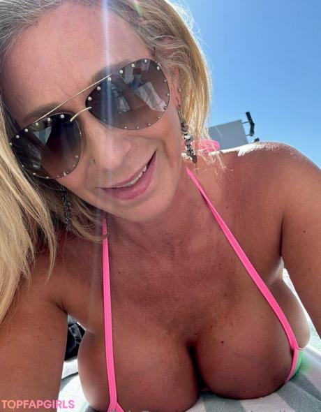 Ainsleedivine nude leaked OnlyFans photo #103
