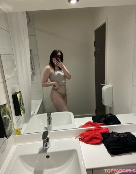 Ashleysquirts nude leaked OnlyFans photo #86