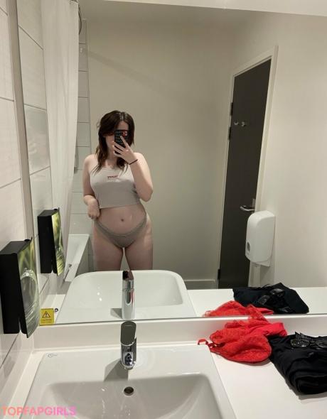 Ashleysquirts nude leaked OnlyFans photo #89