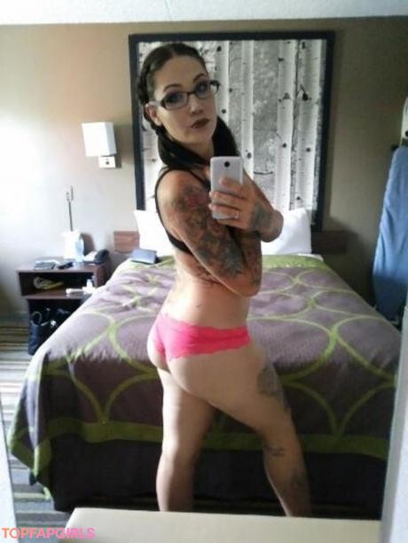 Tattooed nude leaked OnlyFans photo #3