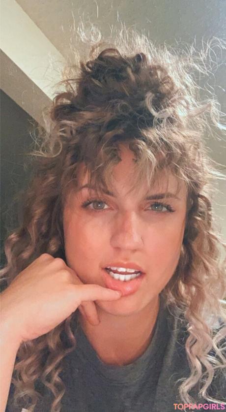 Nicholemhoward nude leaked OnlyFans photo #2