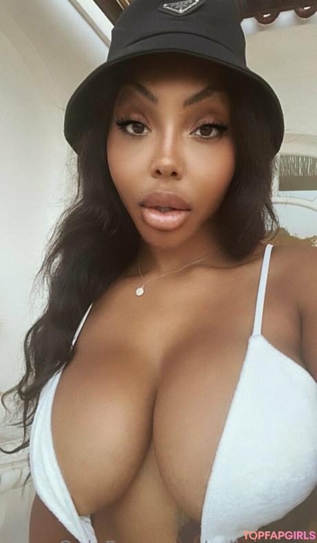Erikayrose nude leaked OnlyFans photo #15