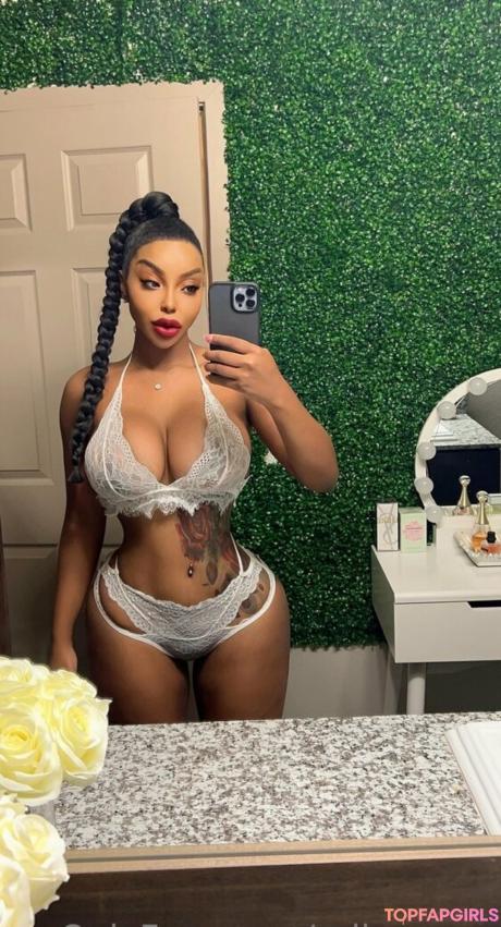 Erikayrose nude leaked OnlyFans photo #17