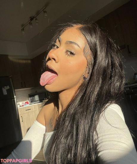 Gabriella nude leaked OnlyFans photo #12