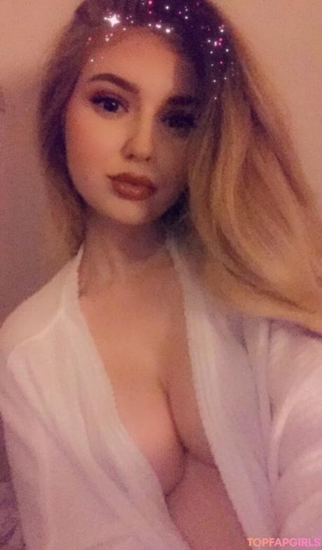 Emilymcnessie nude leaked OnlyFans photo #142