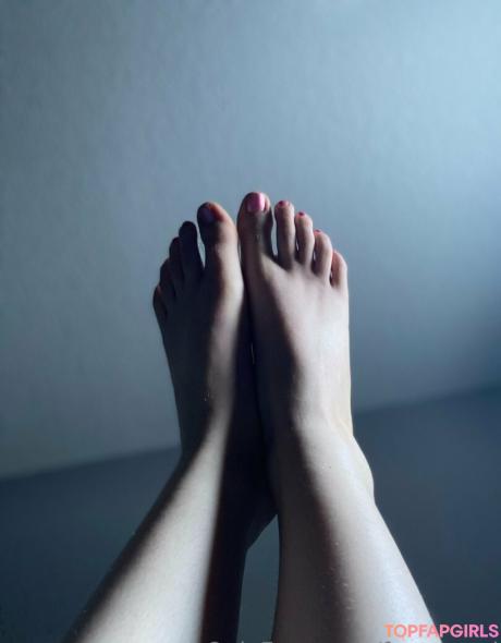 Feet.guurl nude leaked OnlyFans photo #14