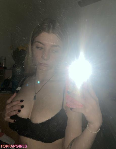 Fairiwinni nude leaked OnlyFans photo #30