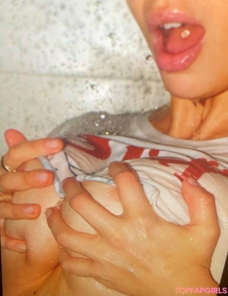 Abbey nude leaked OnlyFans photo #9