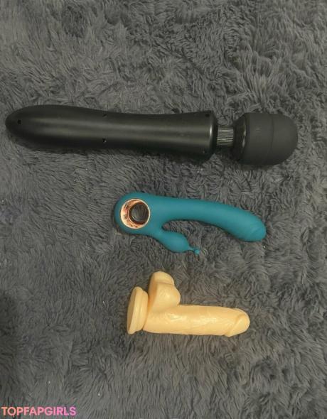 Itsmearra nude leaked OnlyFans photo #28