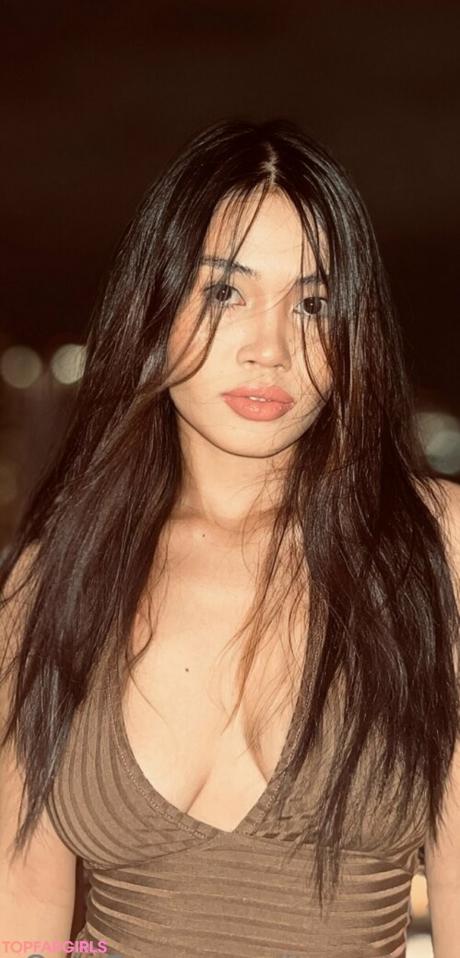 Itsmearra nude leaked OnlyFans photo #35