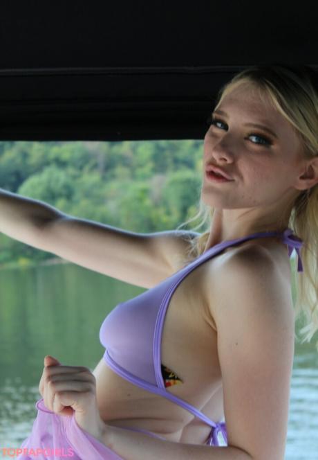 Melodymarksx nude leaked OnlyFans photo #45