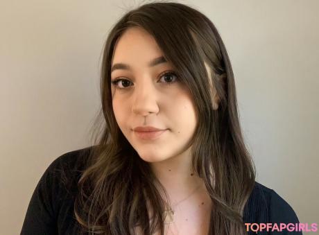 Bananabrea nude leaked OnlyFans photo #6