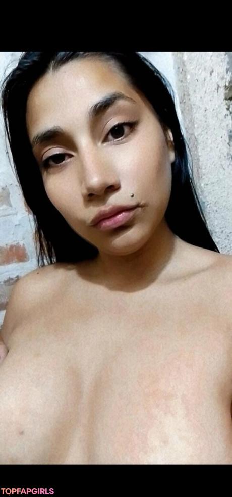 Gggloria nude leaked OnlyFans photo #12