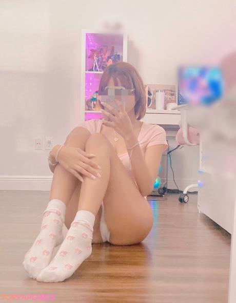 Mmewnu nude leaked OnlyFans photo #13