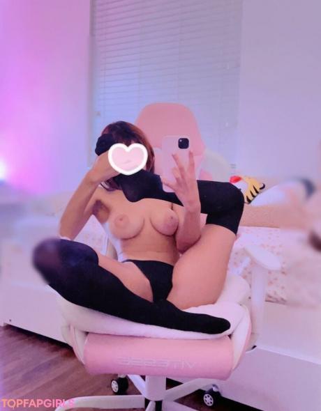 Mmewnu nude leaked OnlyFans photo #6