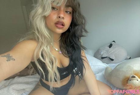 Samlaifu nude leaked OnlyFans photo #24