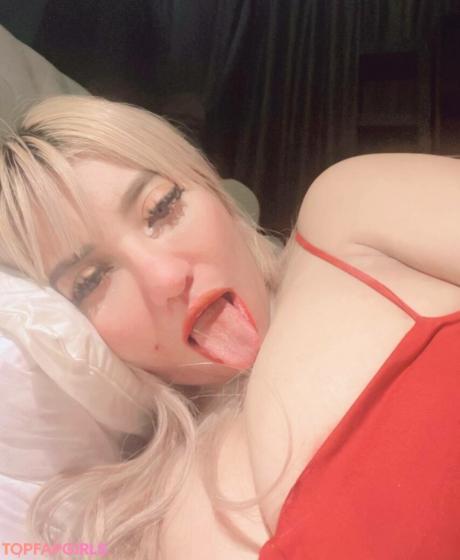 MekSarrah nude leaked OnlyFans photo #19