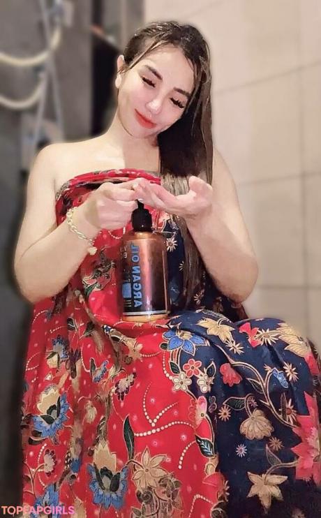 MekSarrah nude leaked OnlyFans photo #22
