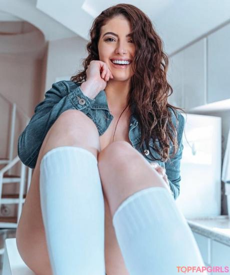 Ariane nude leaked OnlyFans photo #1