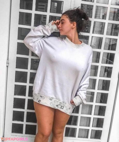 Ariane nude leaked OnlyFans photo #5