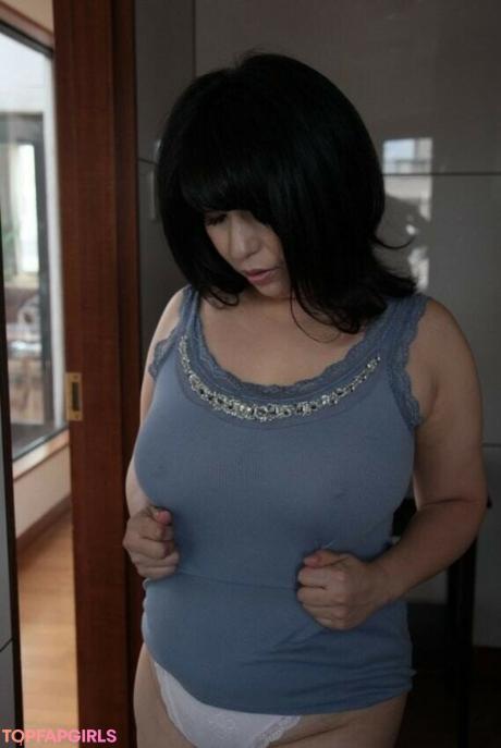 Yukari nude leaked OnlyFans photo #11