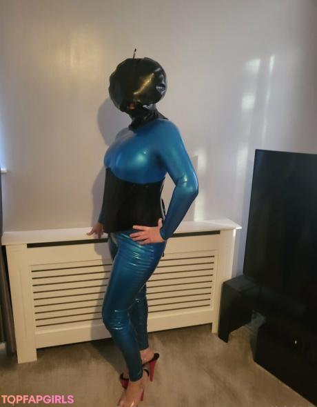 Latexnikki12 nude leaked OnlyFans photo #61