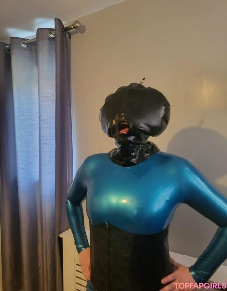 Latexnikki12 nude leaked OnlyFans photo #68