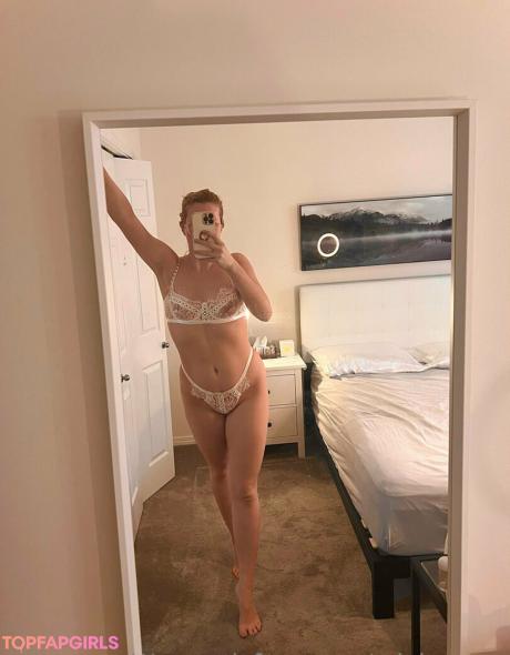 Adelaroseefree nude leaked OnlyFans photo #86