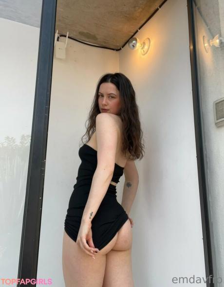 Emmdavfro nude leaked OnlyFans photo #5