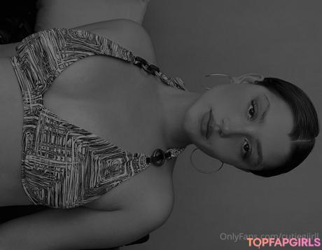 Mariana nude leaked OnlyFans photo #15