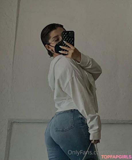 Mariana nude leaked OnlyFans photo #22