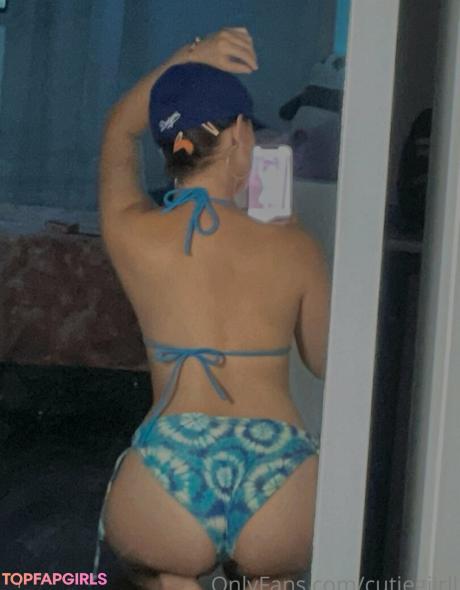 Mariana nude leaked OnlyFans photo #34