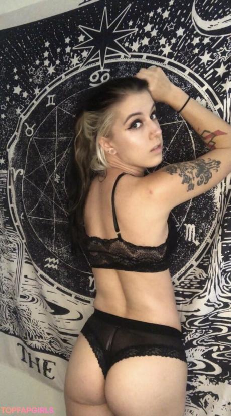 Hawlee nude leaked OnlyFans photo #42