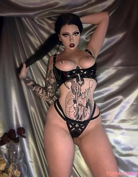 Mischa-cleo-moore nude leaked OnlyFans pic