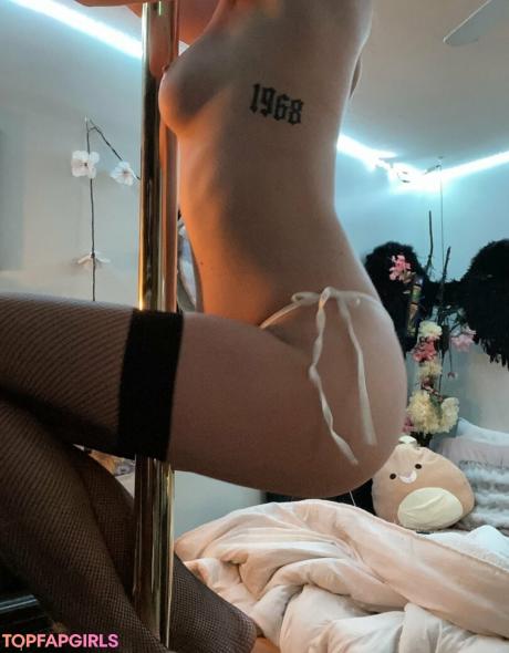 Initialbrat nude leaked OnlyFans photo #247