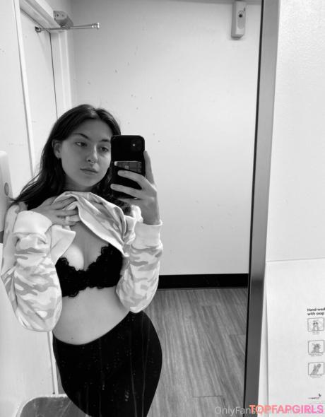 Initialbrat nude leaked OnlyFans photo #254