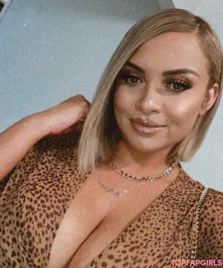 Karina nude leaked OnlyFans photo #4