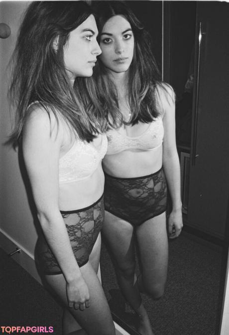 Louise nude leaked OnlyFans photo #18