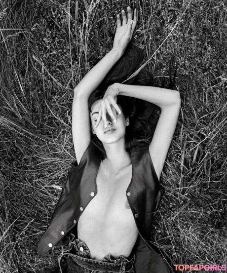 Louise nude leaked OnlyFans photo #8