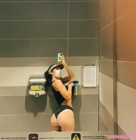 Thefriendzone nude leaked OnlyFans photo #361